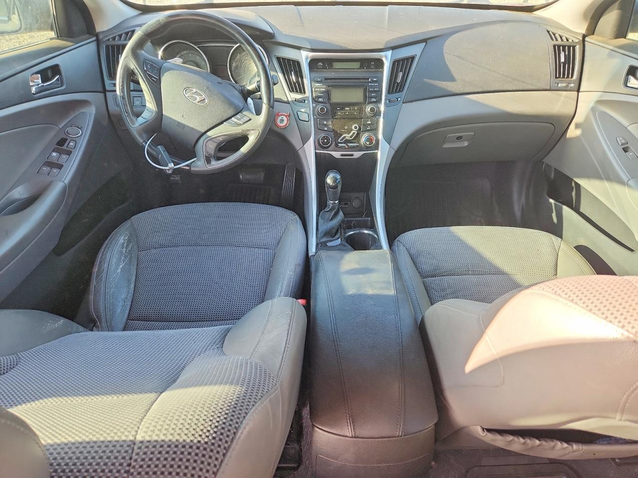 2013 HYUNDAI SONATA SE — Фото 8 из 13