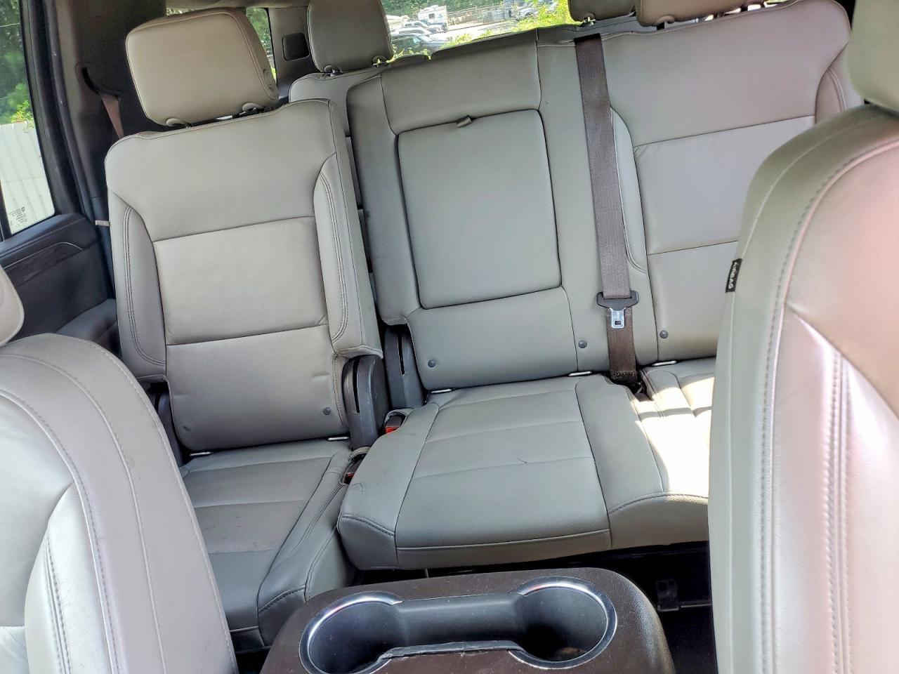 2021 CHEVROLET SUBURBAN C1500 LT — Фото 10 из 13