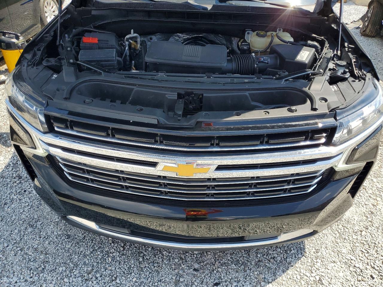 2021 CHEVROLET SUBURBAN C1500 LT — Фото 12 из 13