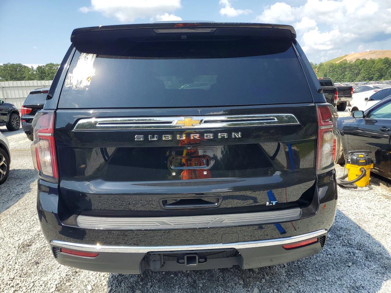 2021 CHEVROLET SUBURBAN C1500 LT — Фото 6 из 13