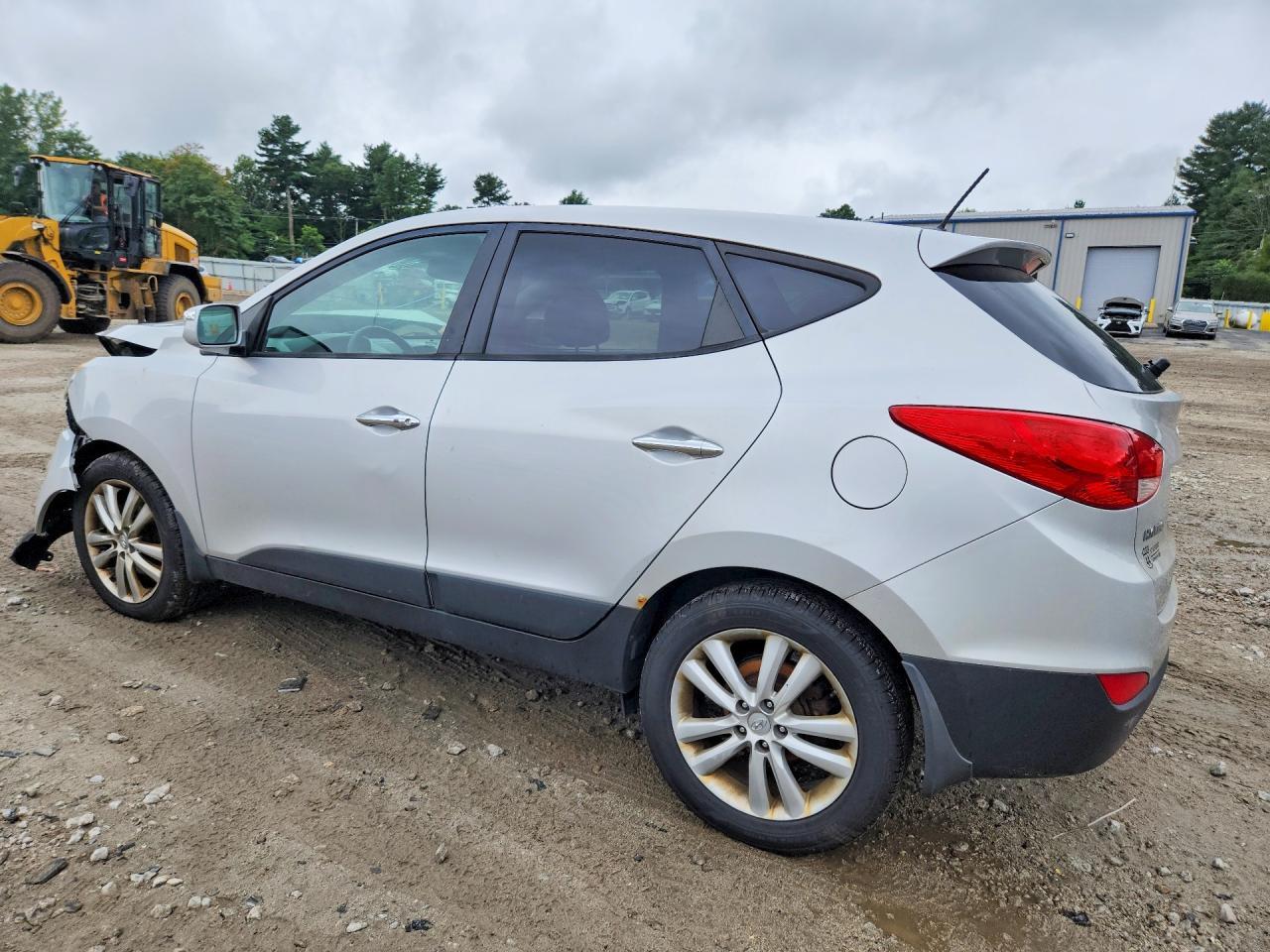 2013 HYUNDAI TUCSON LIMITED — Фото 2 из 13