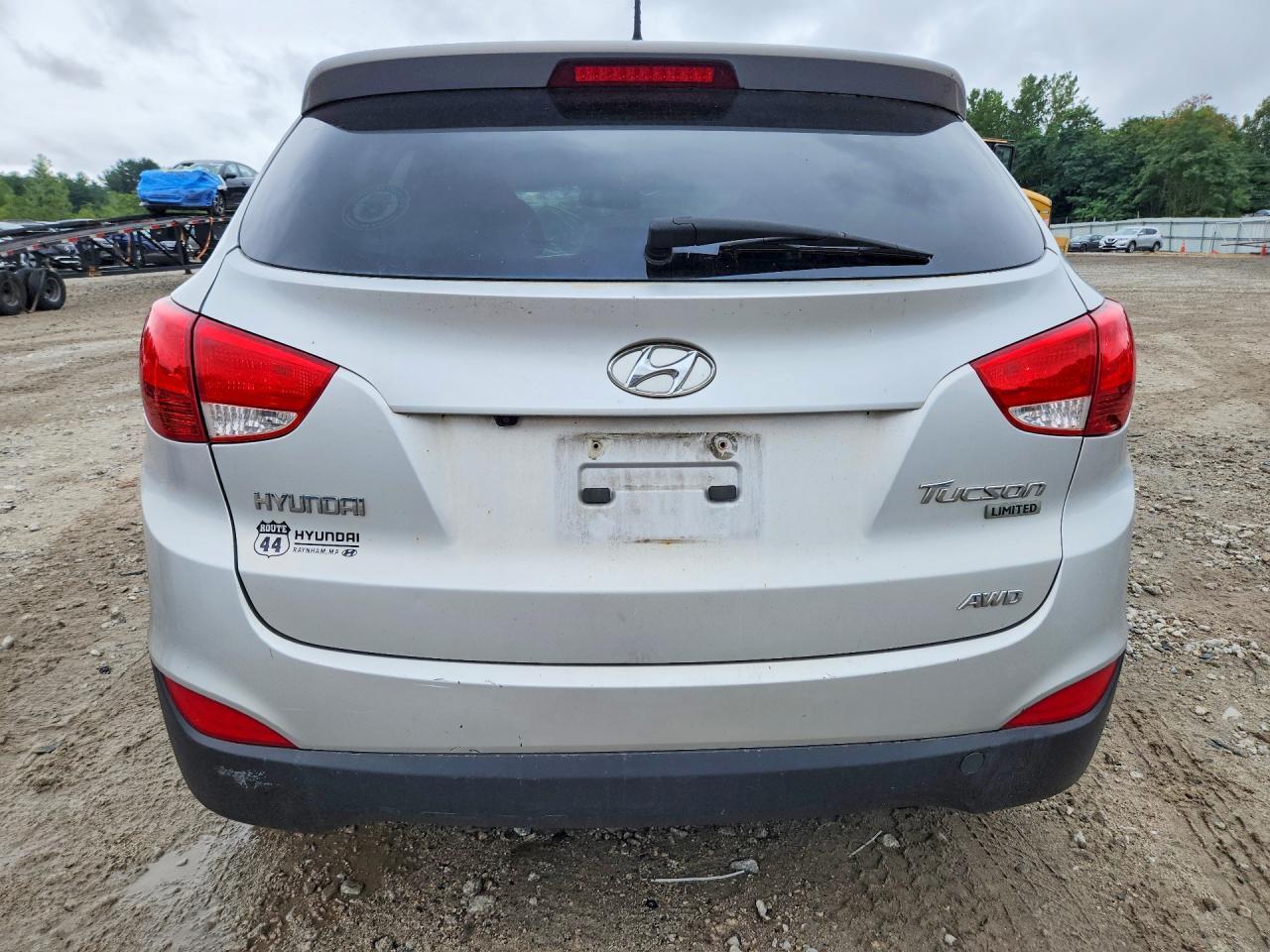 2013 HYUNDAI TUCSON LIMITED — Фото 6 из 13