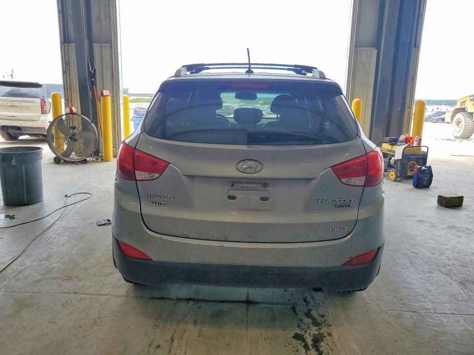2013 HYUNDAI TUCSON LIMITED — Фото 6 из 13