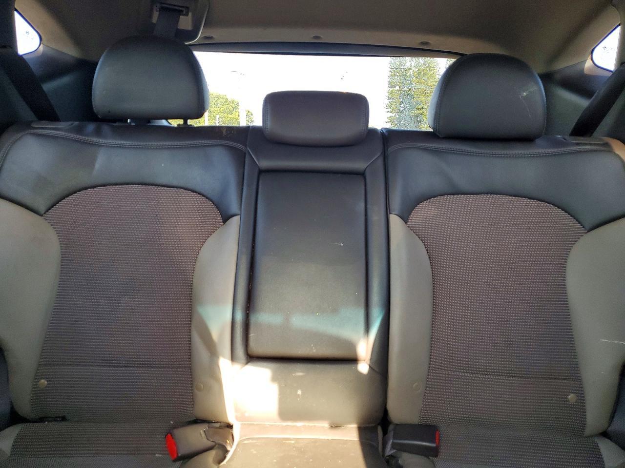 2013 HYUNDAI TUCSON GLS — Фото 10 из 13
