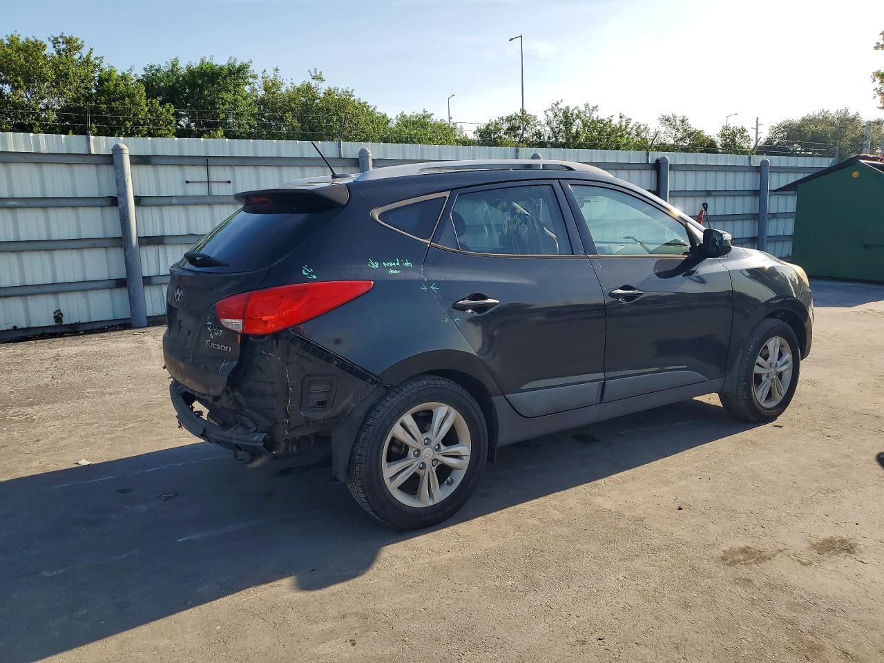 2013 HYUNDAI TUCSON GLS — Фото 3 из 13