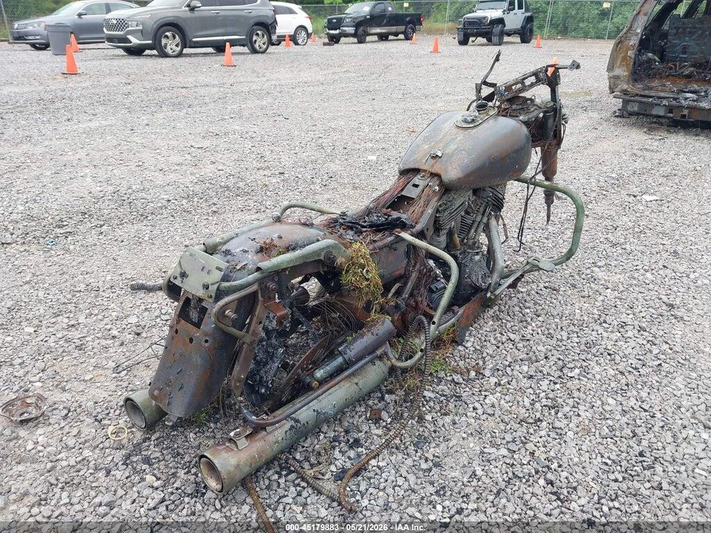 1HD1FCW192Y659833 2002 HARLEY-DAVIDSON FLHTCUI photo no. 4
