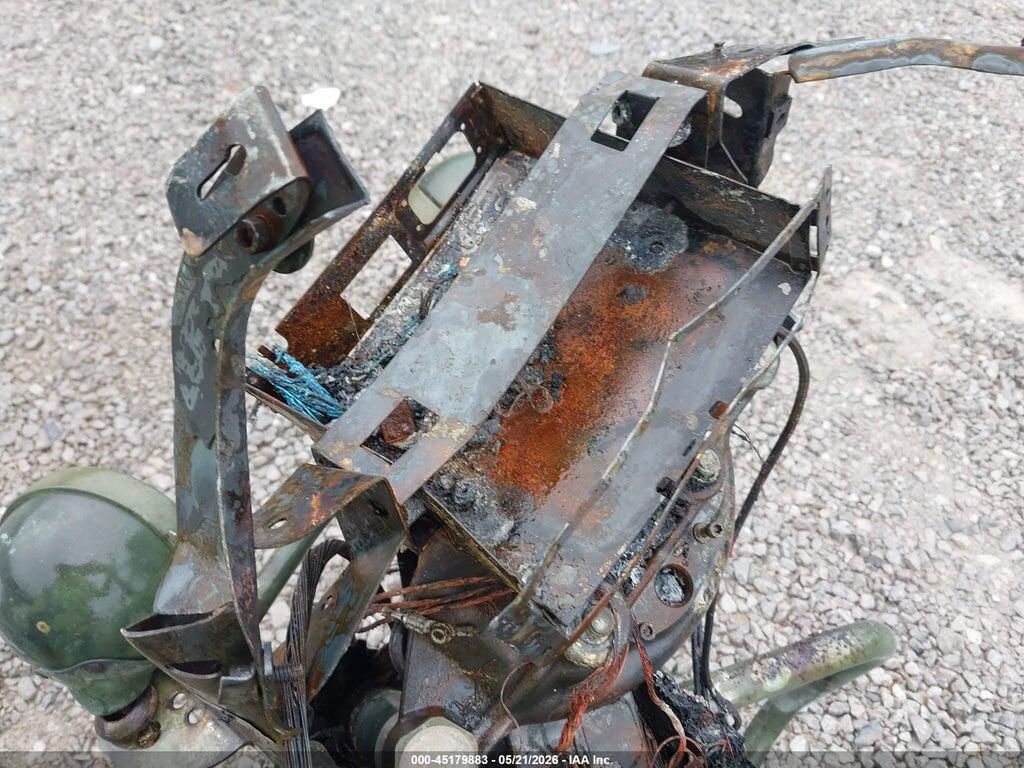 1HD1FCW192Y659833 2002 HARLEY-DAVIDSON FLHTCUI photo no. 7