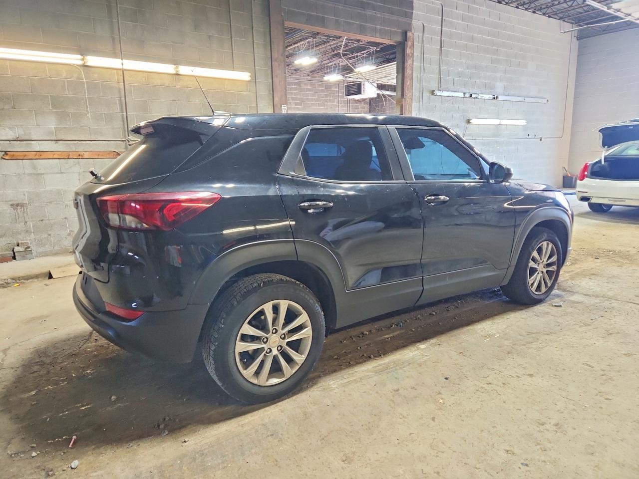 2021 CHEVROLET TRAILBLAZER LS — Фото 3 из 13