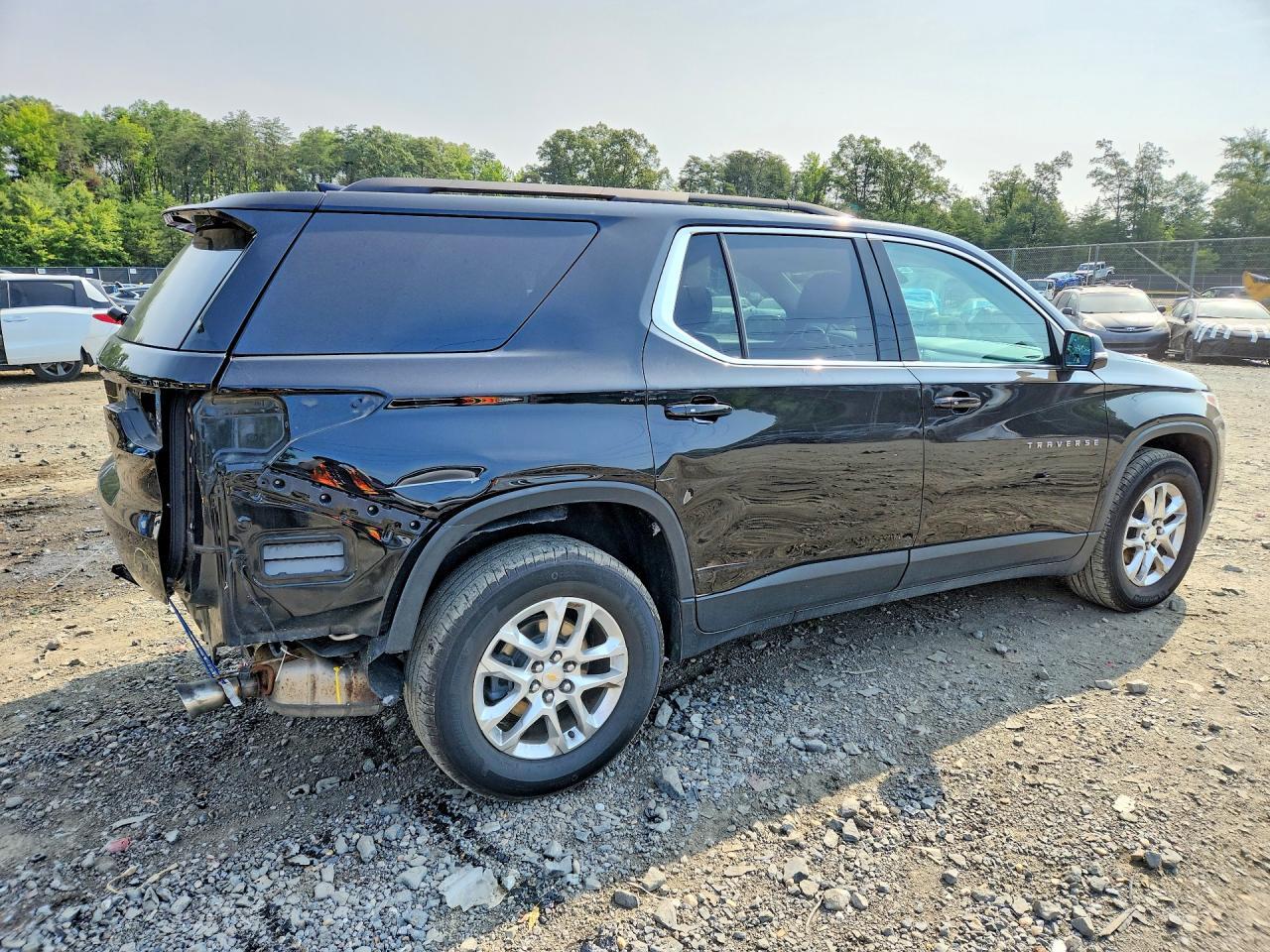 2021 CHEVROLET TRAVERSE LT — Фото 3 из 13