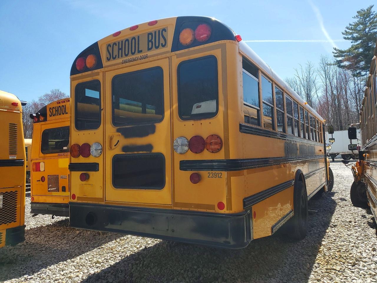 2013 IC CORPORATION CE SERIES SCHOOL - SCHOOL BUS — Фото 4 из 10