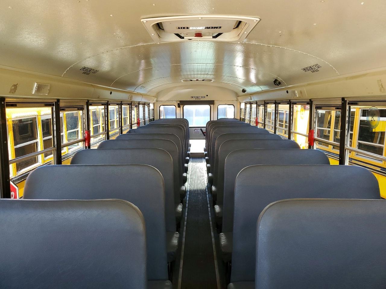 2013 IC CORPORATION CE SERIES SCHOOL - SCHOOL BUS — Фото 6 из 10