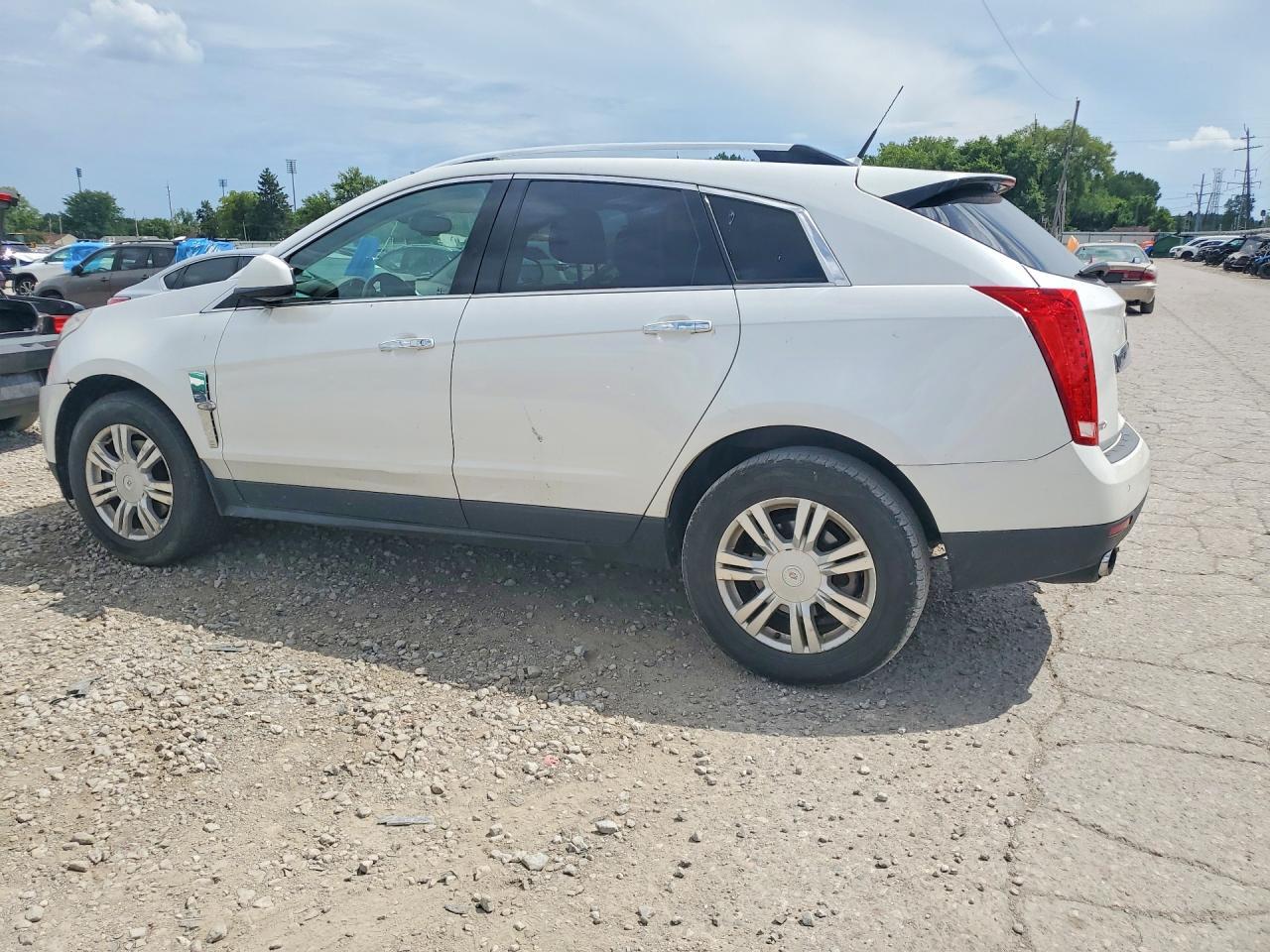2011 CADILLAC SRX LUXURY COLLECTION — Фото 2 из 12