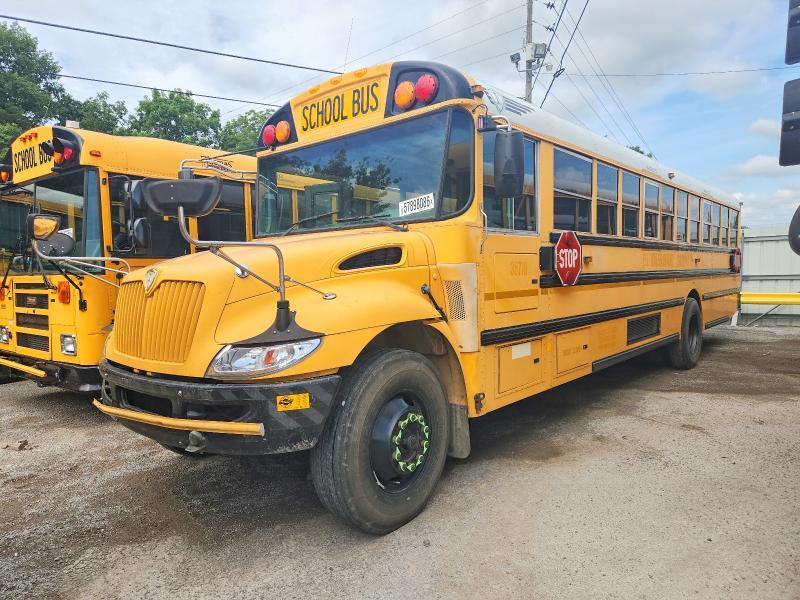 2013 IC CORPORATION CE SERIES SCHOOL - SCHOOL BUS — Фото 2 из 10