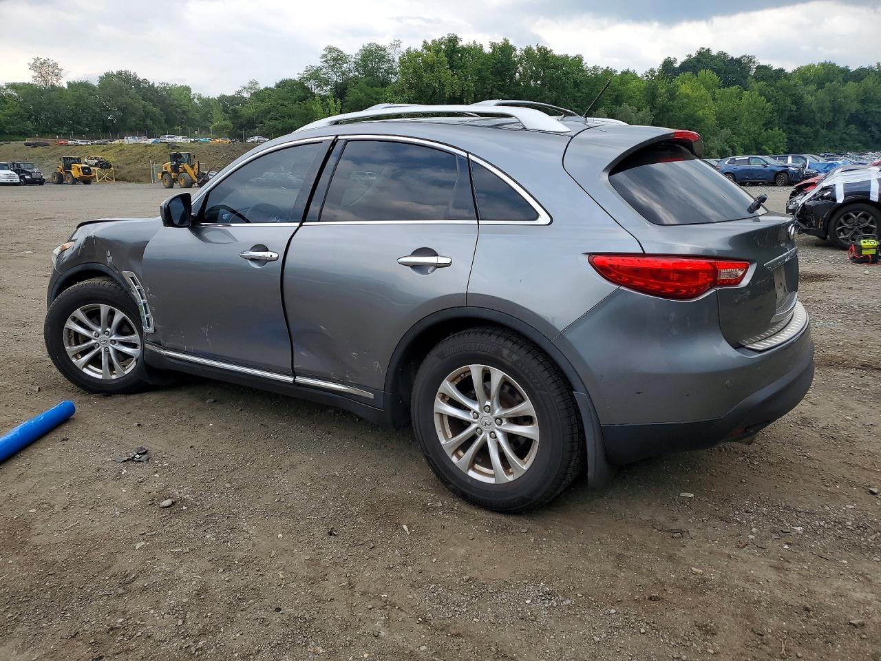 2013 INFINITI FX37 BASE — Фото 2 из 13