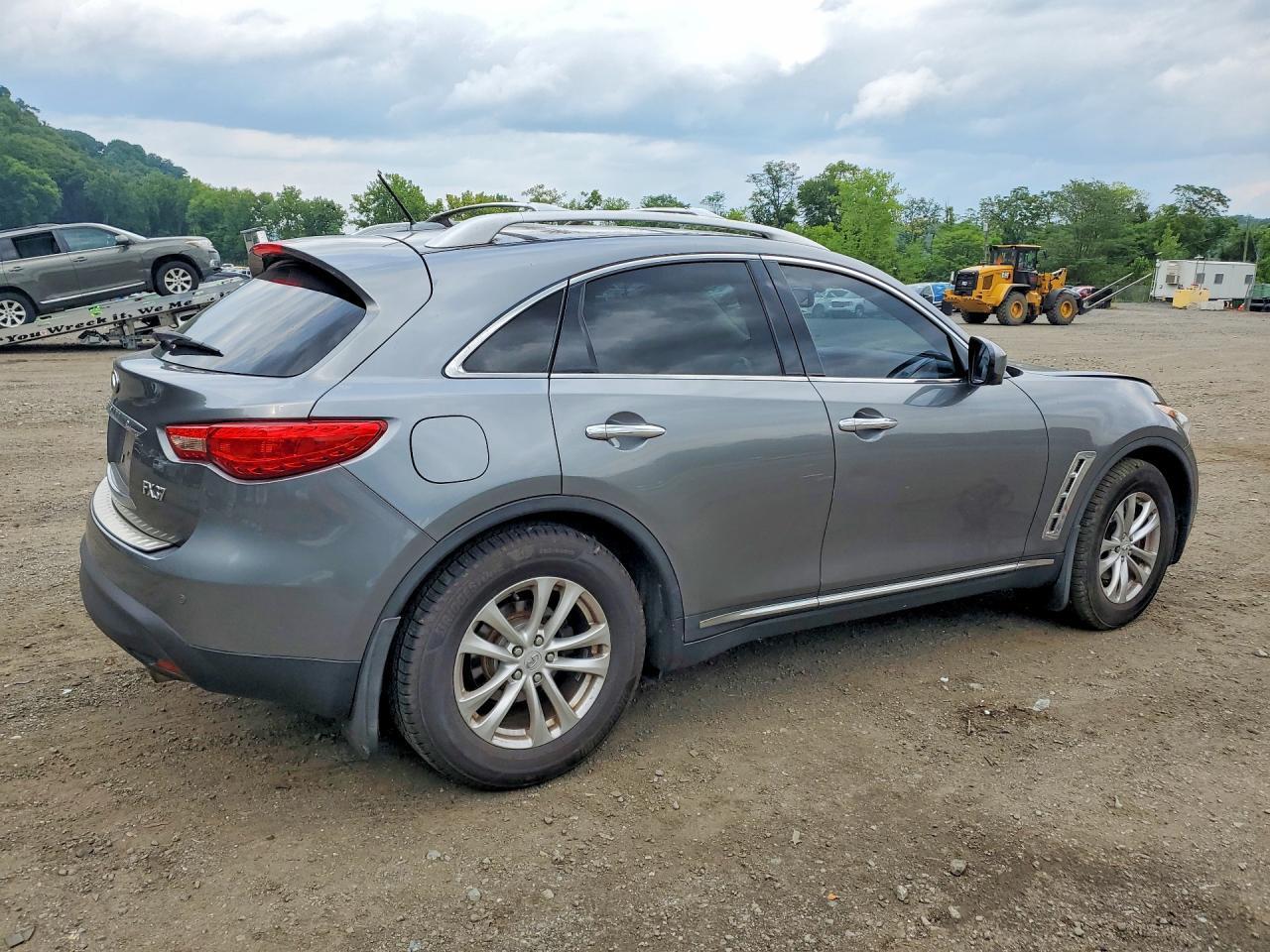 2013 INFINITI FX37 BASE — Фото 3 из 13
