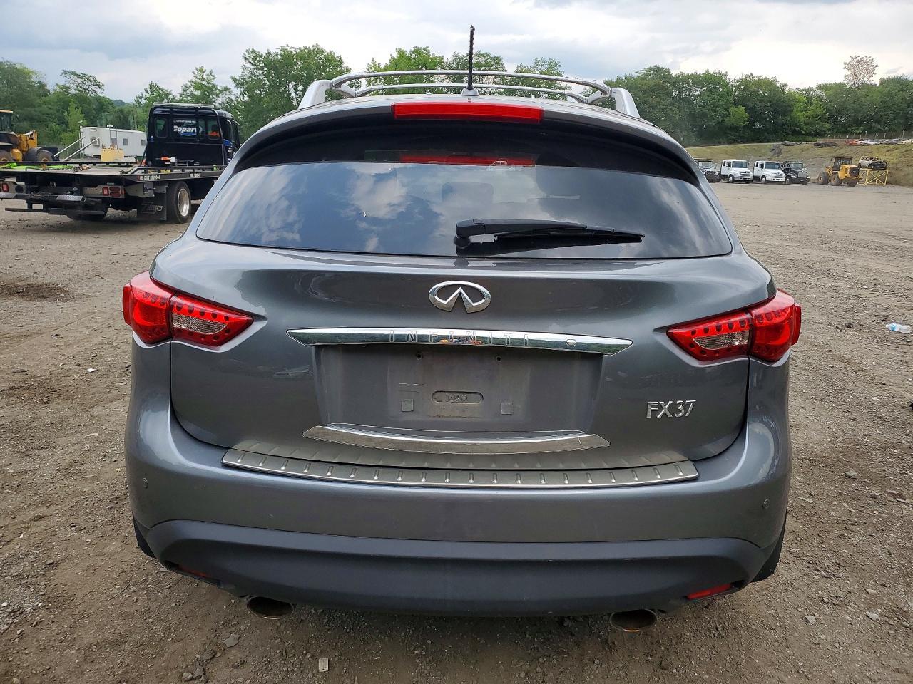 2013 INFINITI FX37 BASE — Фото 6 из 13