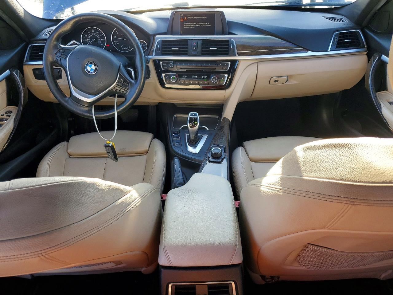2017 BMW 330 XI — Фото 8 из 13