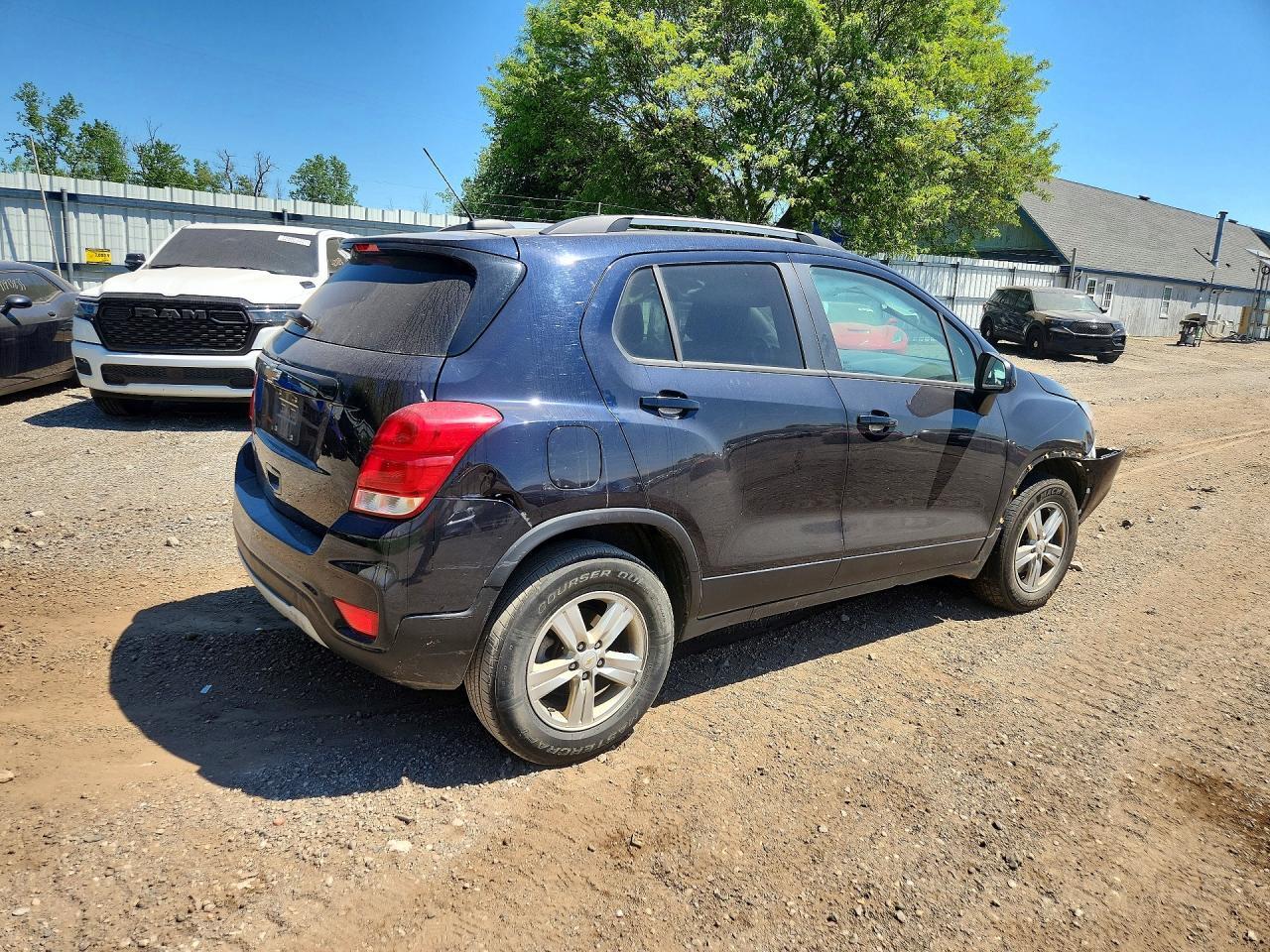 KL7CJPSB3MB343619 2021 CHEVROLET TRAX photo no. 3