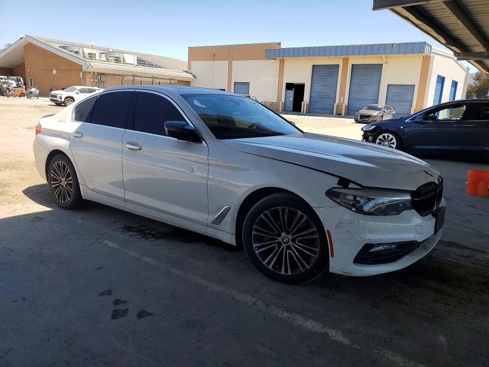 2017 BMW 530 I — Фото 4 из 12