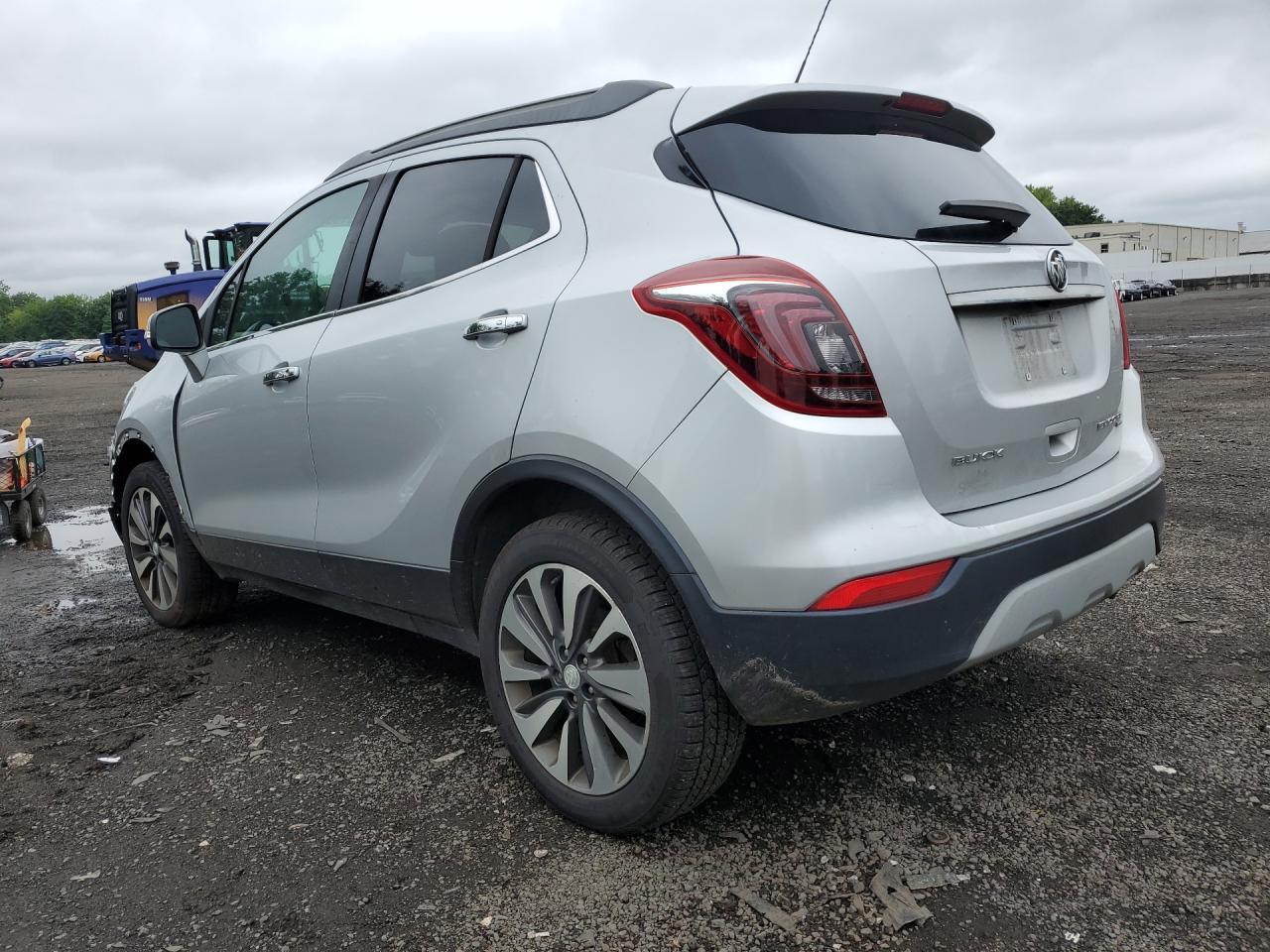 2017 BUICK ENCORE ESSENCE — Фото 2 из 12