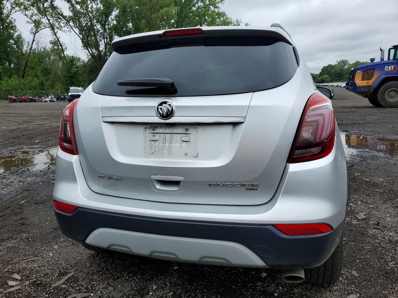 2017 BUICK ENCORE ESSENCE — Фото 6 из 12