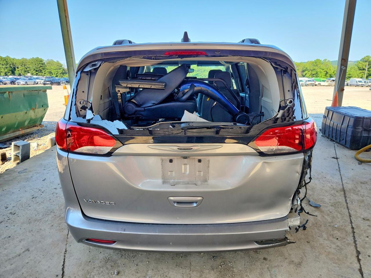 2021 CHRYSLER VOYAGER LXI — Фото 6 из 13