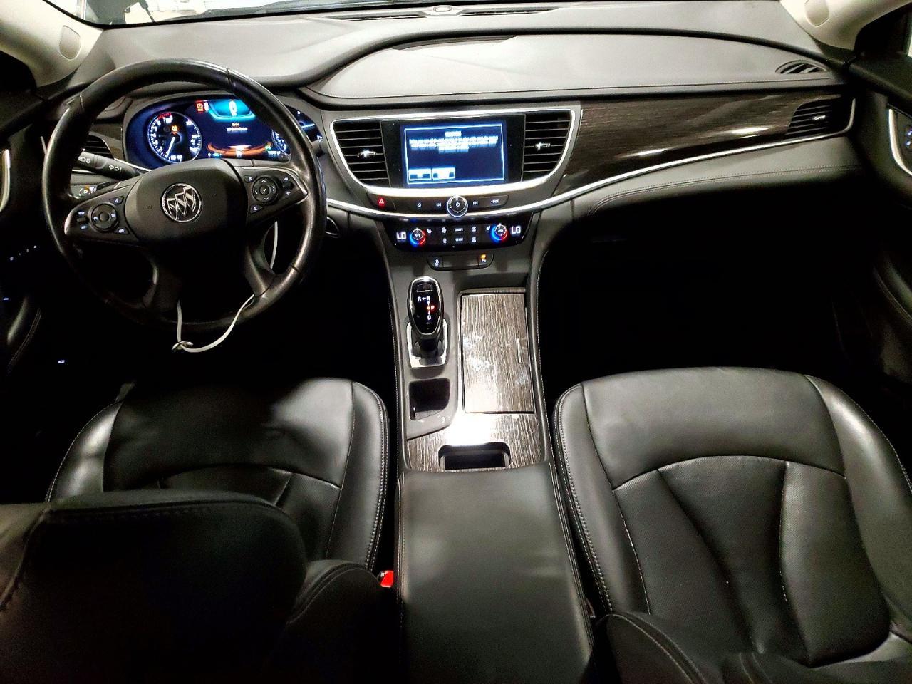 2017 BUICK LACROSSE ESSENCE — Фото 8 из 12