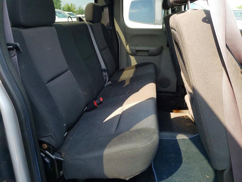 2011 CHEVROLET SILVERADO C1500 — Фото 10 из 12