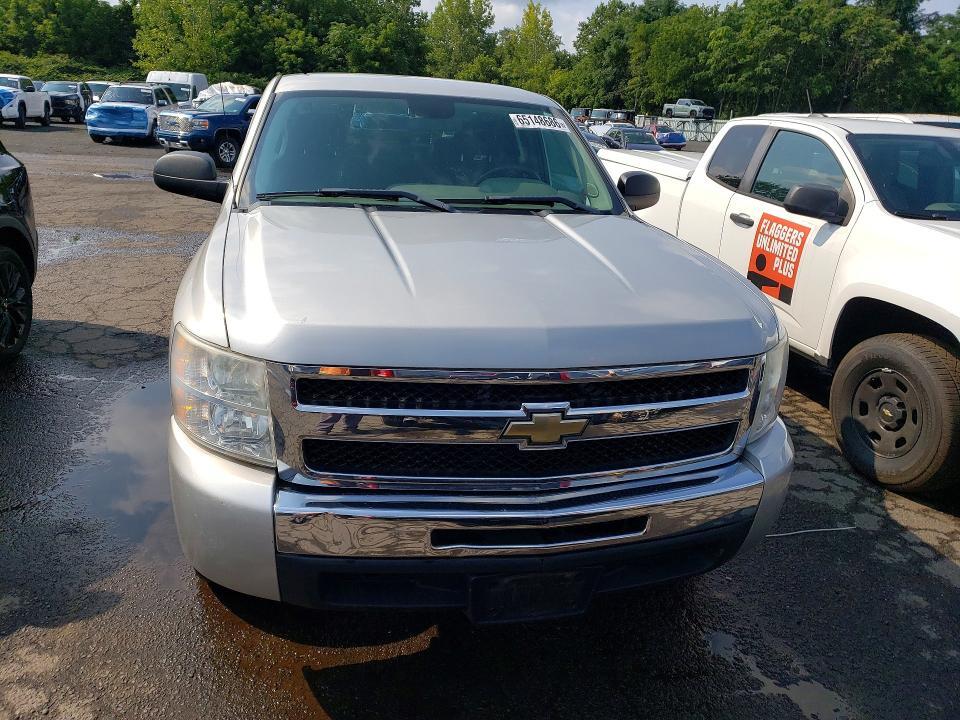 2011 CHEVROLET SILVERADO C1500 — Фото 5 из 12