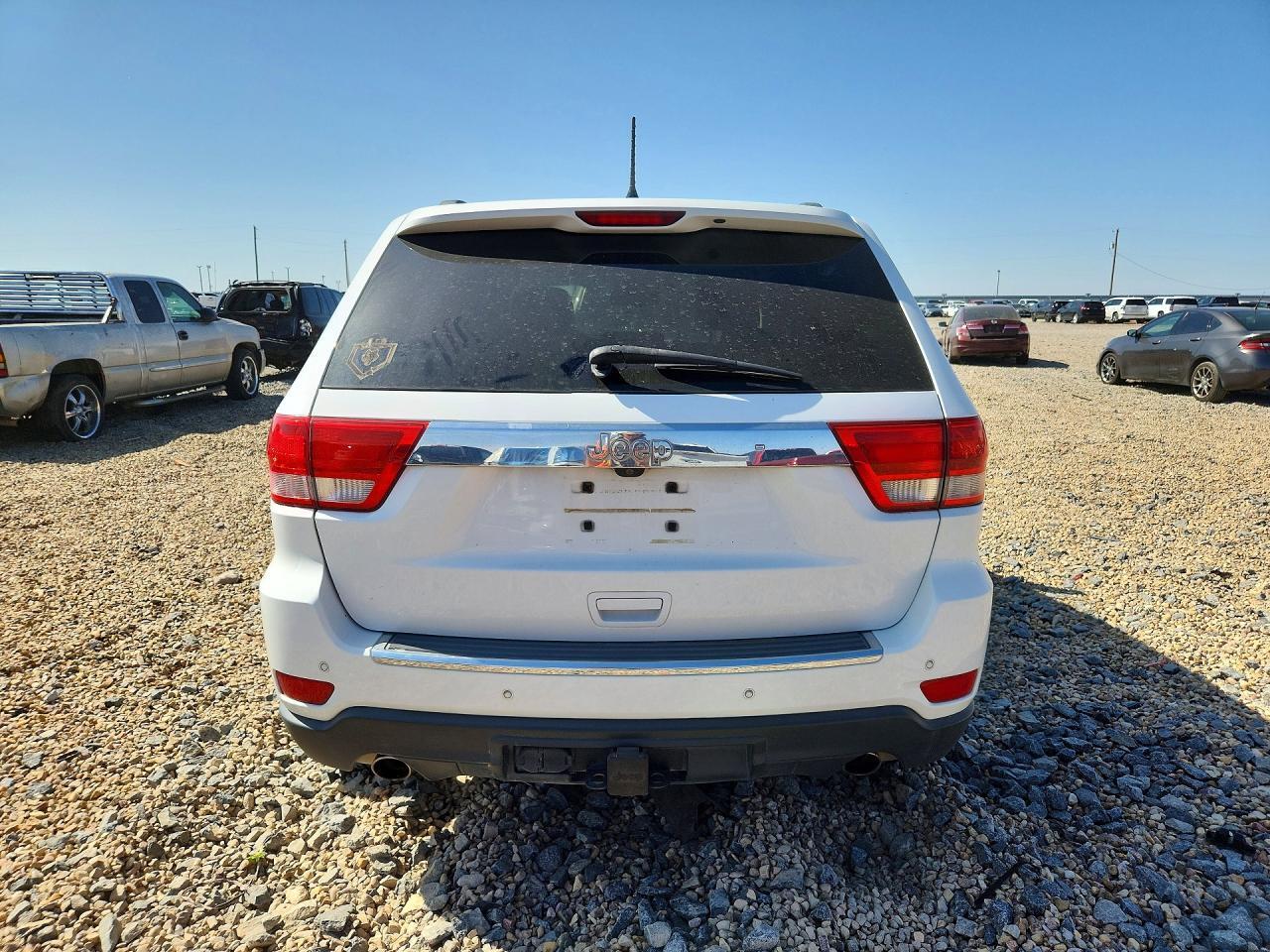 2013 JEEP GRAND CHEROKEE OVERLAND — Фото 6 из 13