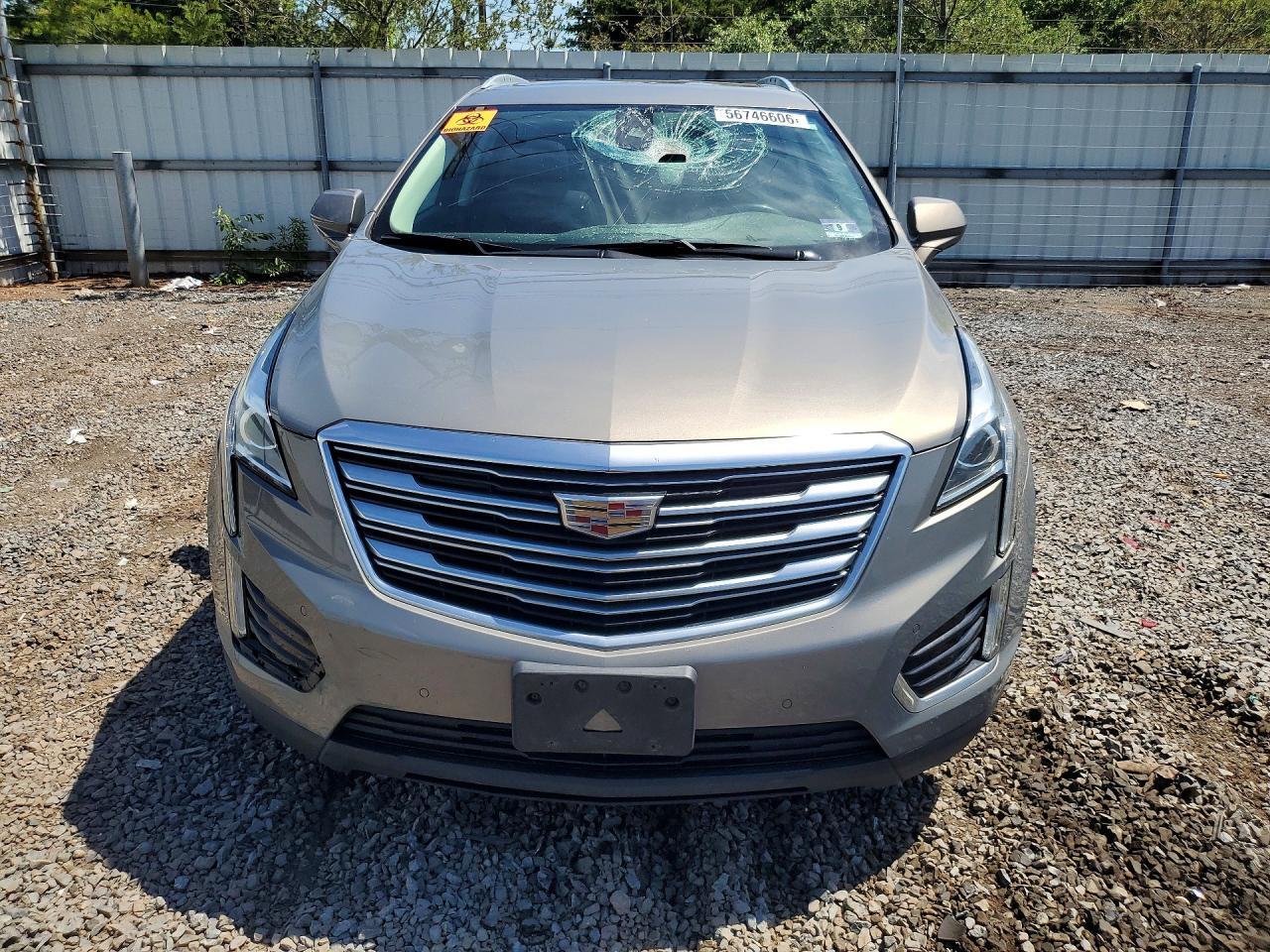 2017 CADILLAC XT5 LUXURY — Фото 5 из 13