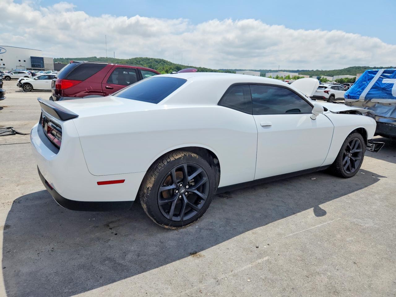 2021 DODGE CHALLENGER SXT — Фото 3 из 12