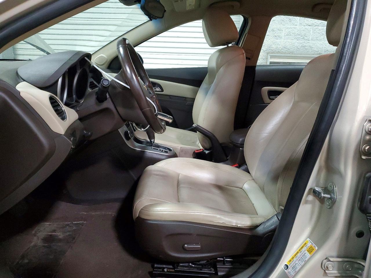 2011 CHEVROLET CRUZE LT — Фото 7 из 12