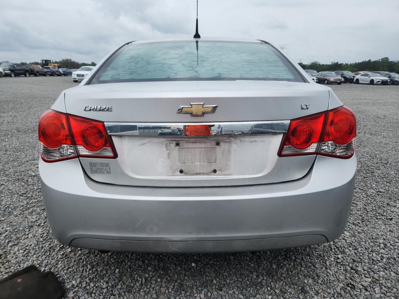 2011 CHEVROLET CRUZE LT — Фото 6 из 12