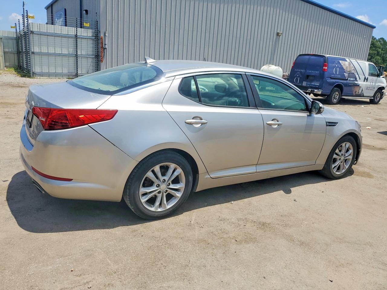 2013 KIA OPTIMA LX — Фото 3 из 12