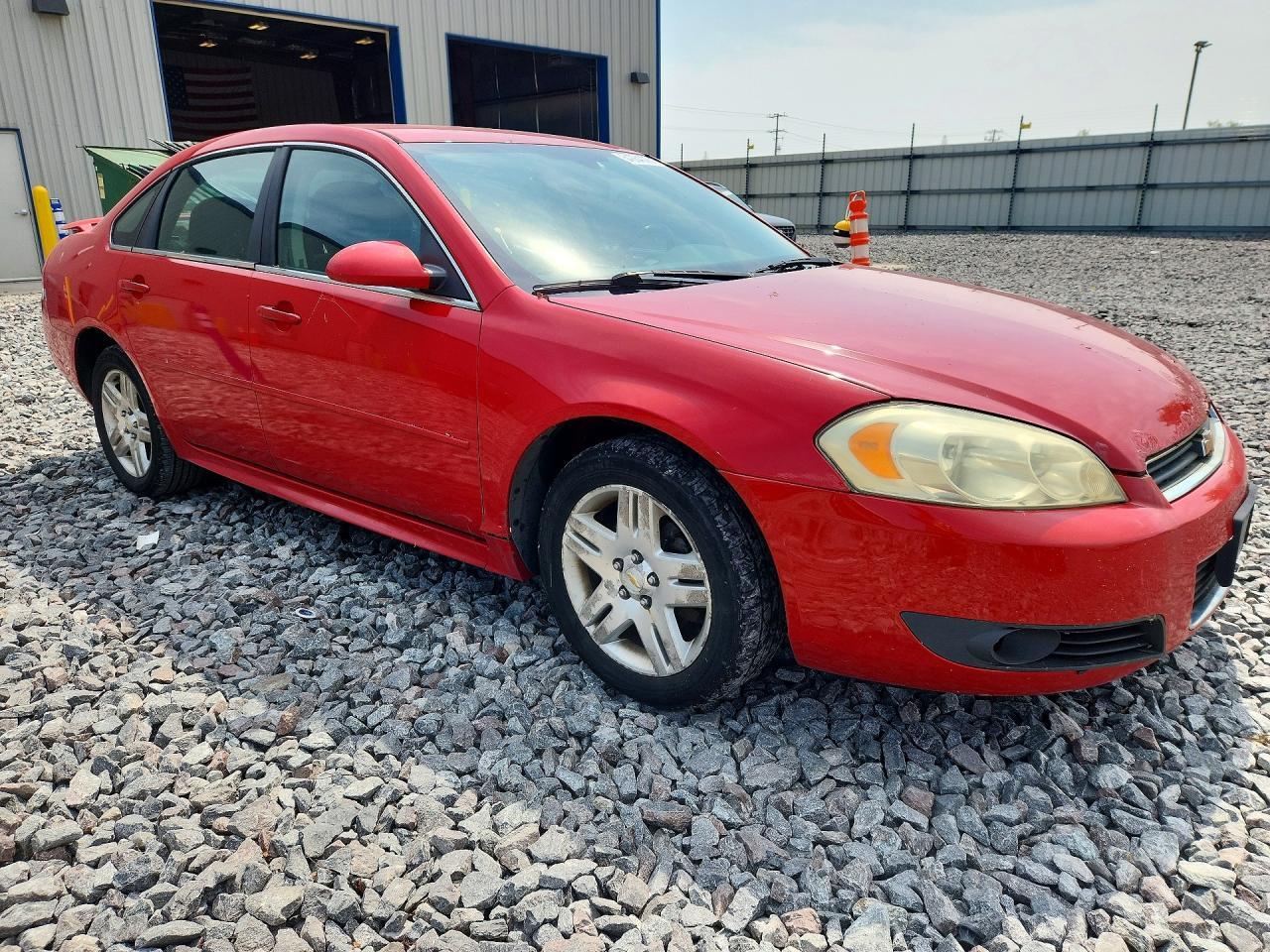2011 CHEVROLET IMPALA LT — Фото 4 из 12