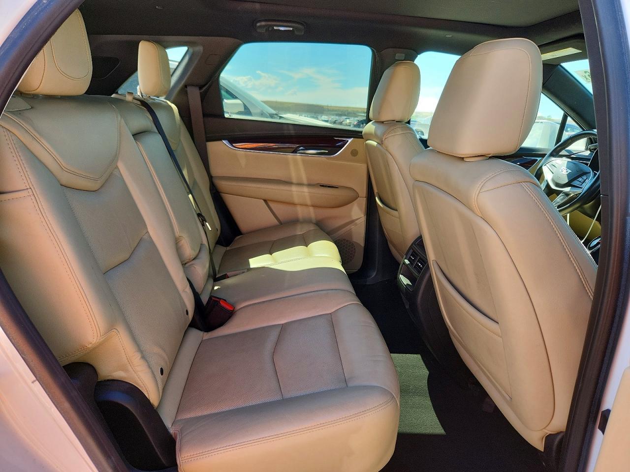 2017 CADILLAC XT5 LUXURY — Фото 10 из 13