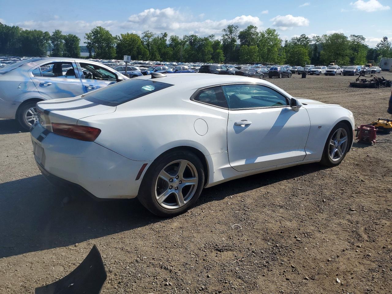 2017 CHEVROLET CAMARO LT — Фото 3 из 12