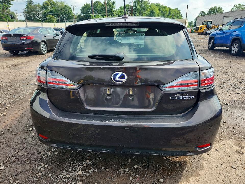 2013 LEXUS CT 200 — Фото 6 из 14