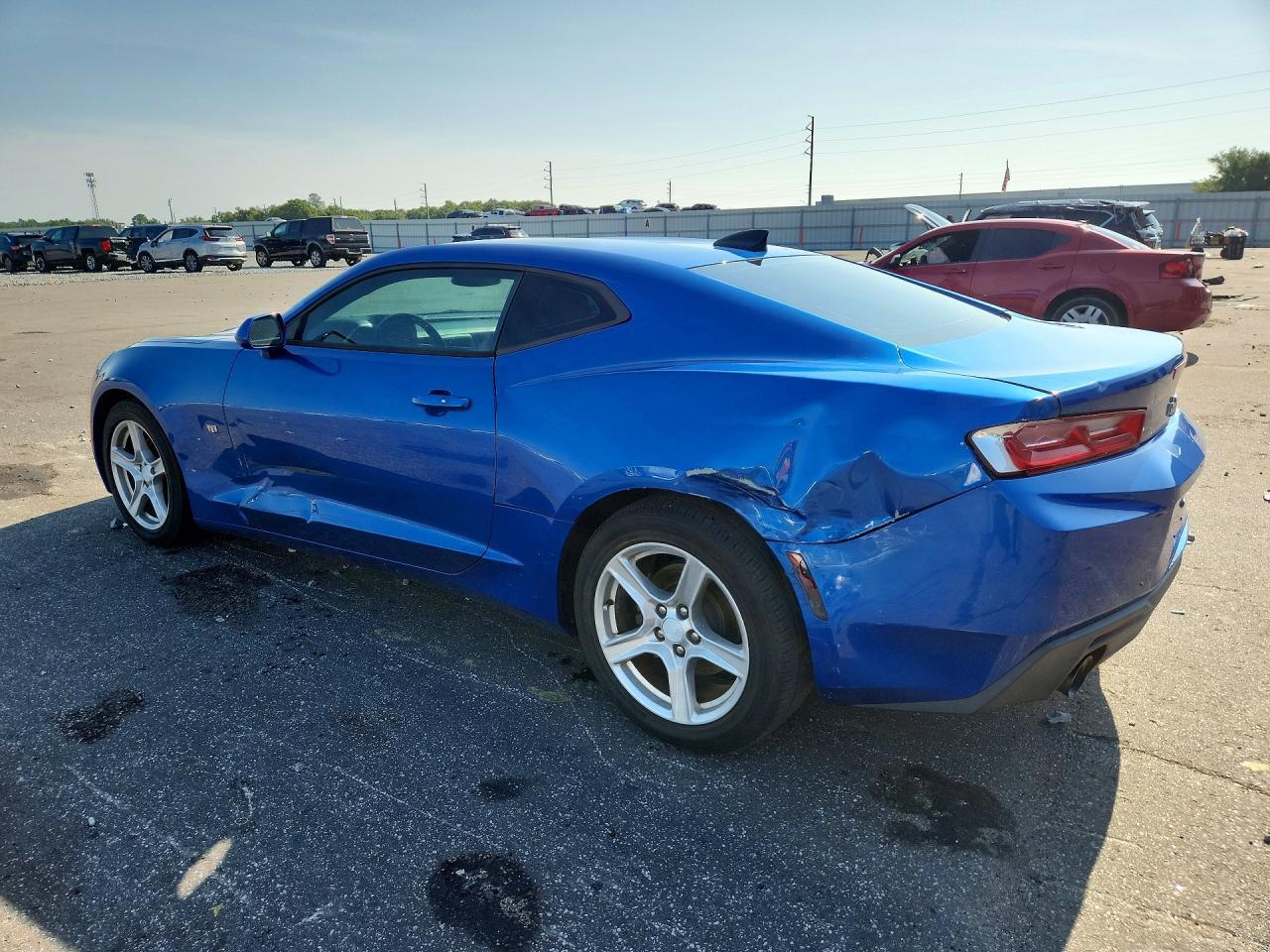 2017 CHEVROLET CAMARO LT — Фото 2 из 12
