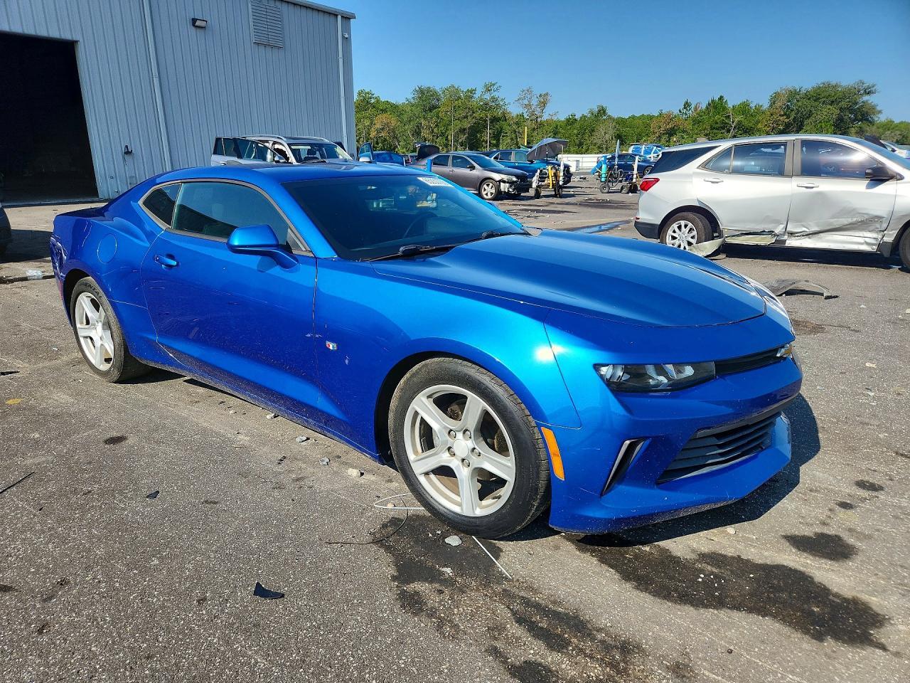 2017 CHEVROLET CAMARO LT — Фото 4 из 12