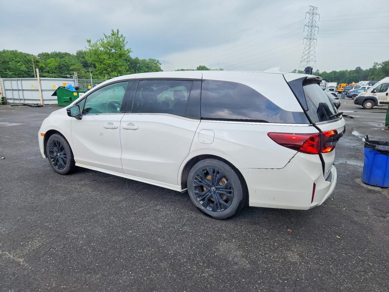 2025 HONDA ODYSSEY SPORT-L — Фото 2 из 14