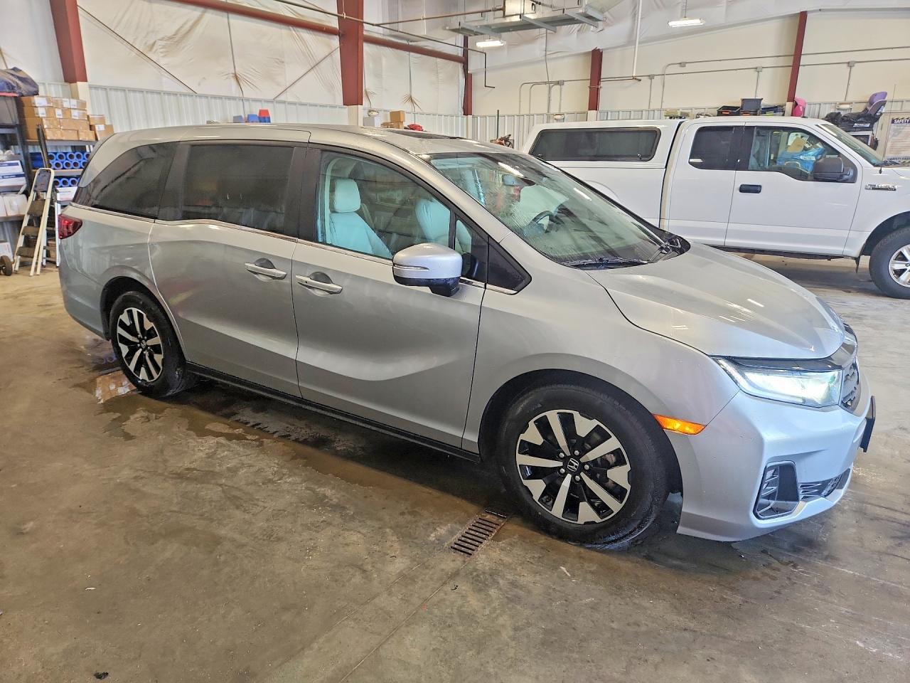2025 HONDA ODYSSEY EXL — Фото 4 из 13