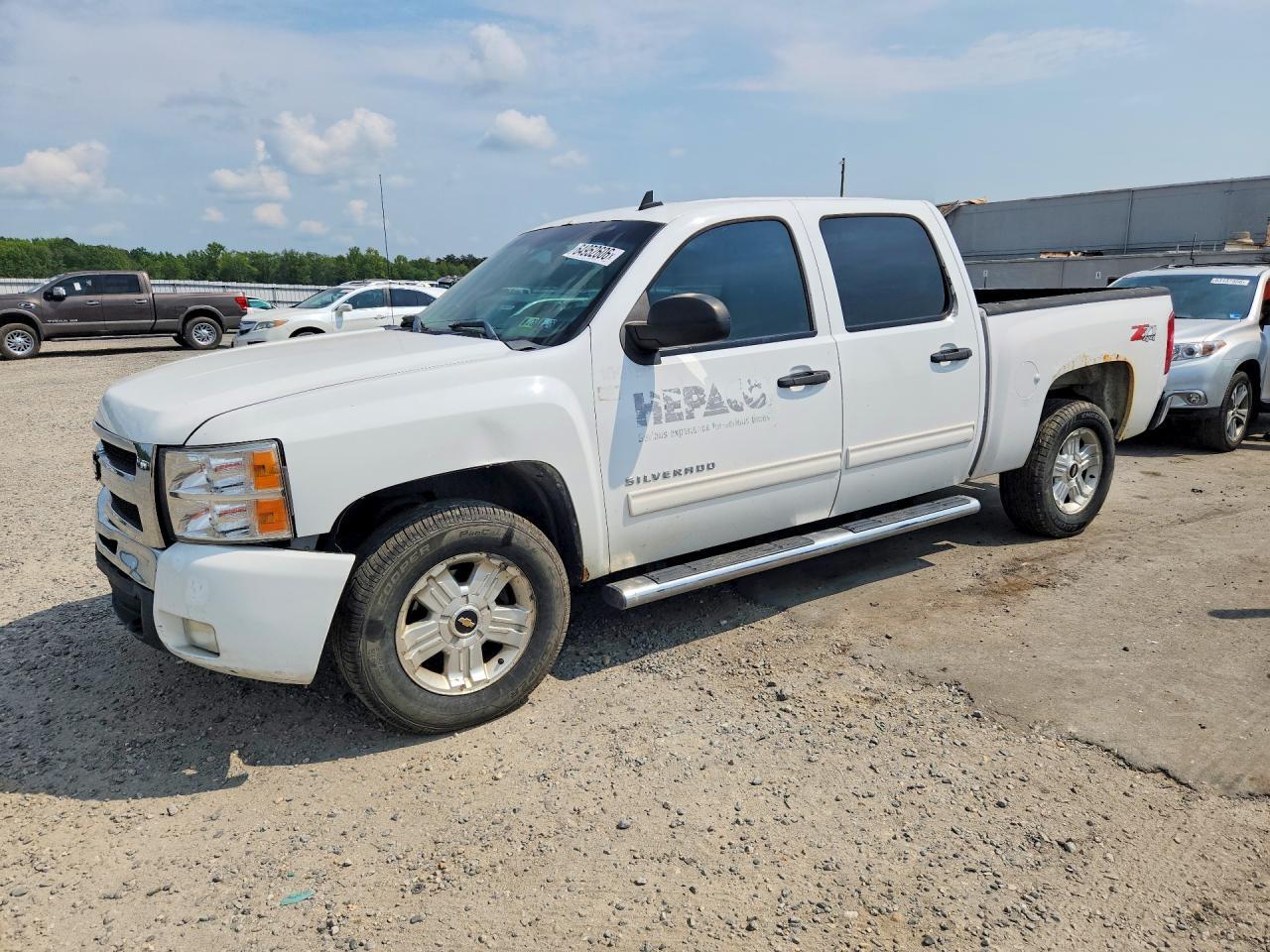 3GCPKSE36BG251868 2011 CHEVROLET SILVERADO photo no. 1
