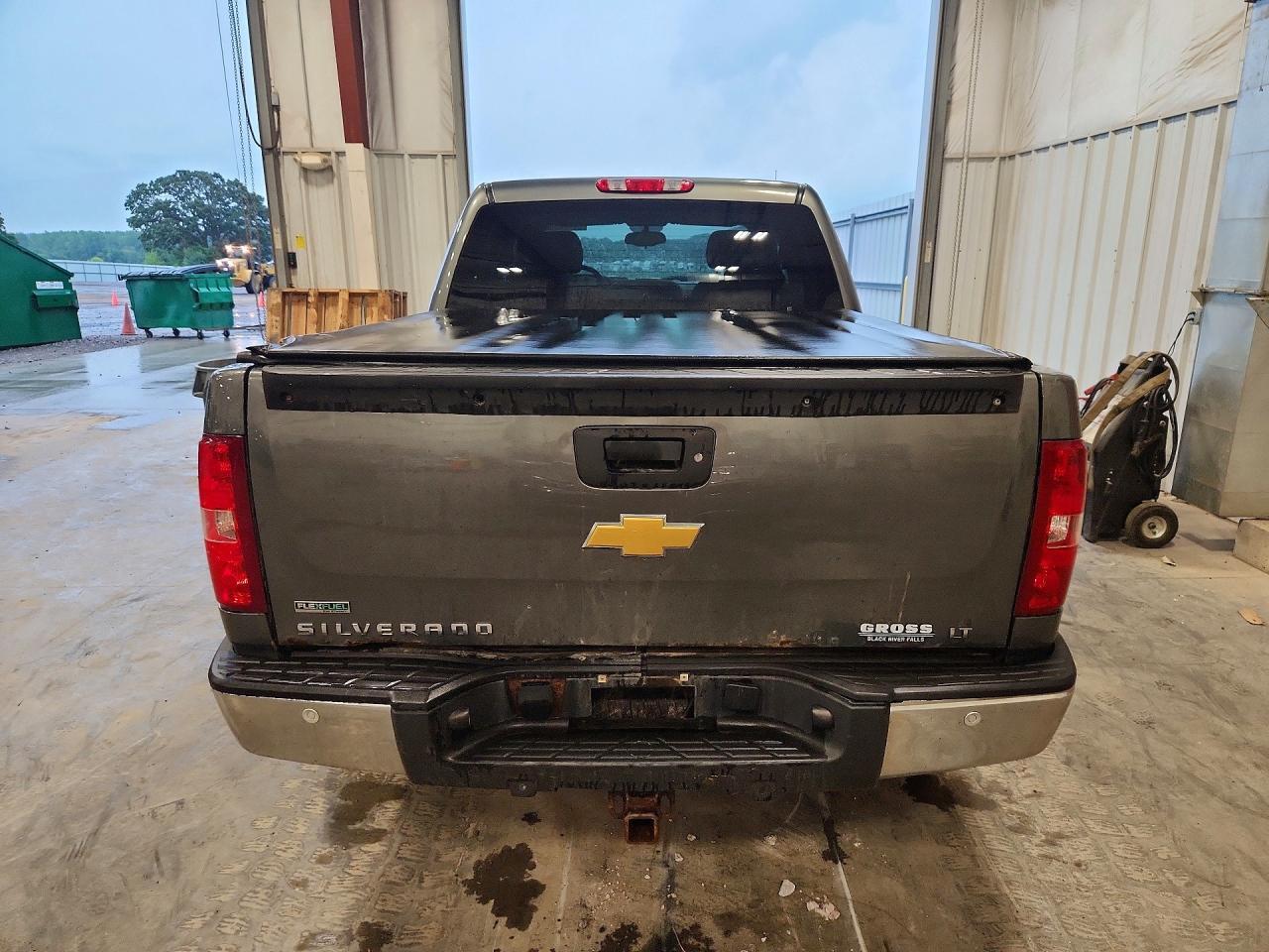 2011 CHEVROLET SILVERADO K1500 LT — Фото 6 из 12