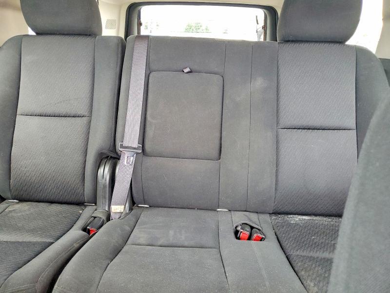 2011 CHEVROLET SUBURBAN K1500 LS — Фото 10 из 13