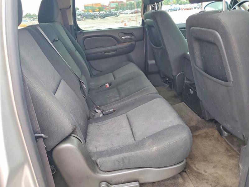 2011 CHEVROLET SUBURBAN K1500 LS — Фото 11 из 13