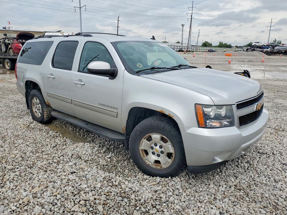 2011 CHEVROLET SUBURBAN K1500 LS — Фото 4 из 13