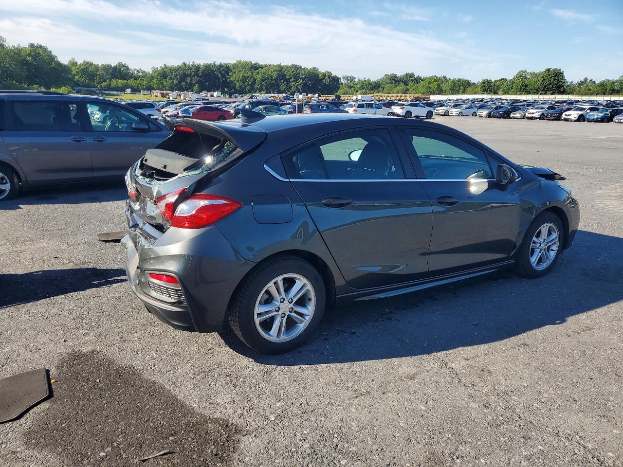 2017 CHEVROLET CRUZE LT — Фото 3 из 12