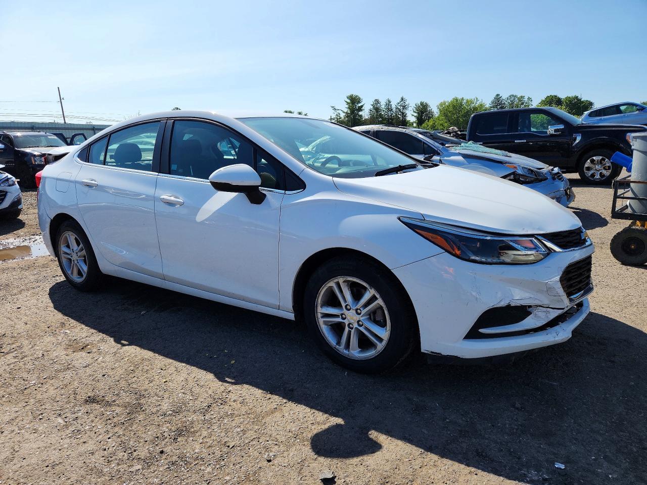 2017 CHEVROLET CRUZE LT — Фото 4 из 12